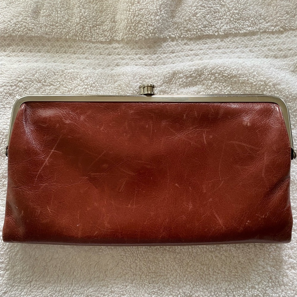 HOBO LAUREN WALLET IN BROWN
